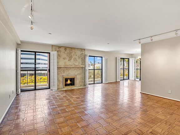 4th image of 1133 5th St APT 401