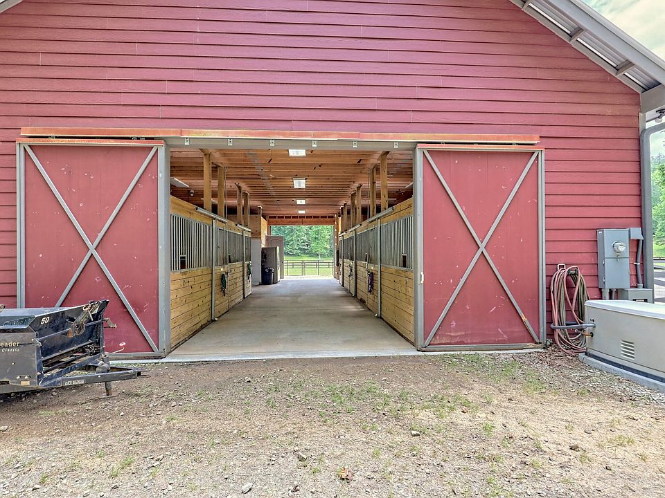 109th image of 3622 Sandy Ford Rd