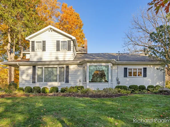7472 84th St SE, Caledonia, MI 49316