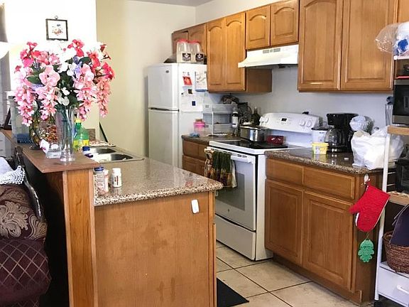 3rd image of 4420 Greenholme Dr APT 2