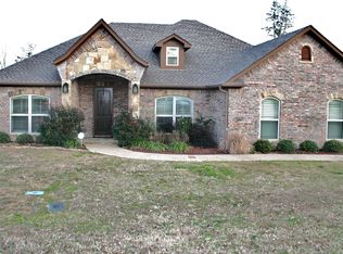 140 Towering Oaks Branch, Longview, TX 75602