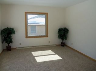 2713 S 75th St, West Allis, WI 53219