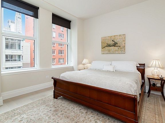 5th image of 108 Leonard St #8L