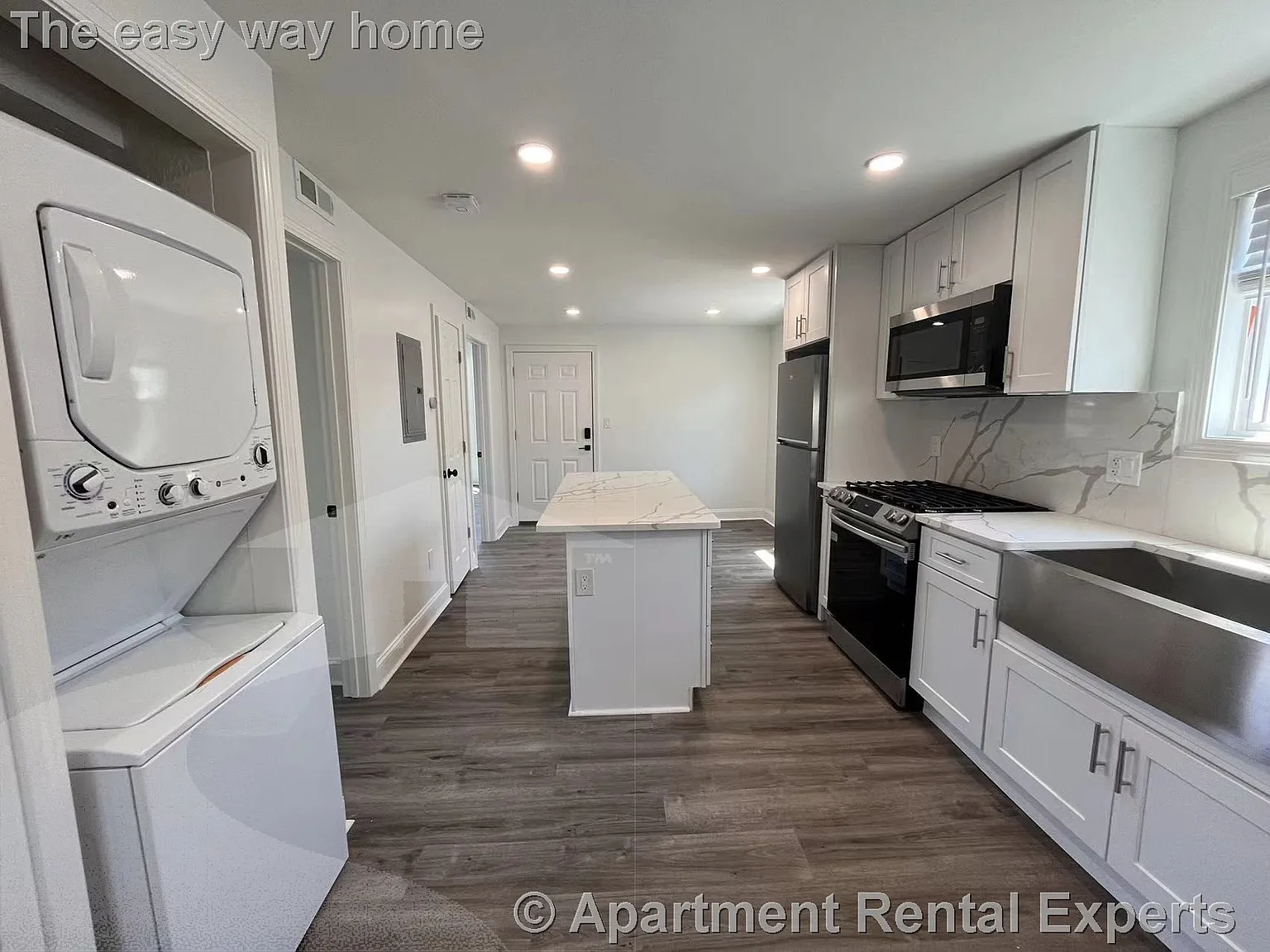 336 Lowell St — Photo 2