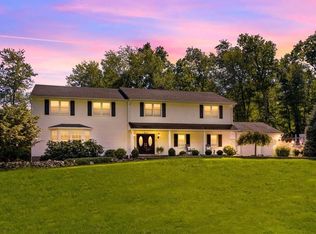 7 Tall Oaks Ln, New City, NY 10956