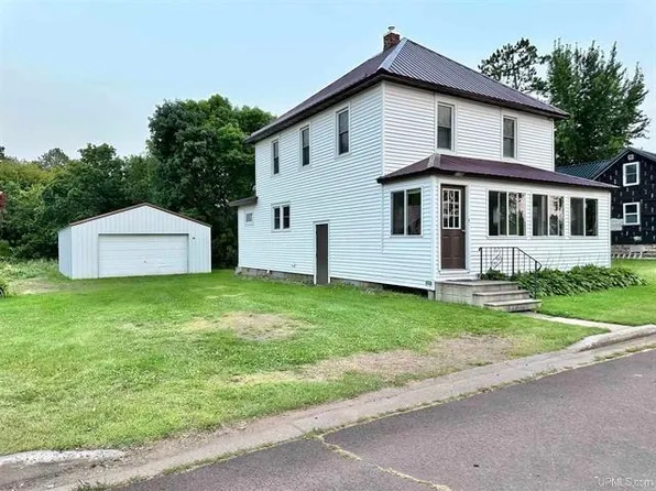 1506 Anderson Ave, Wakefield, MI 49968