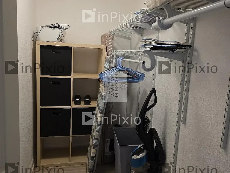 walk in closet_05292026