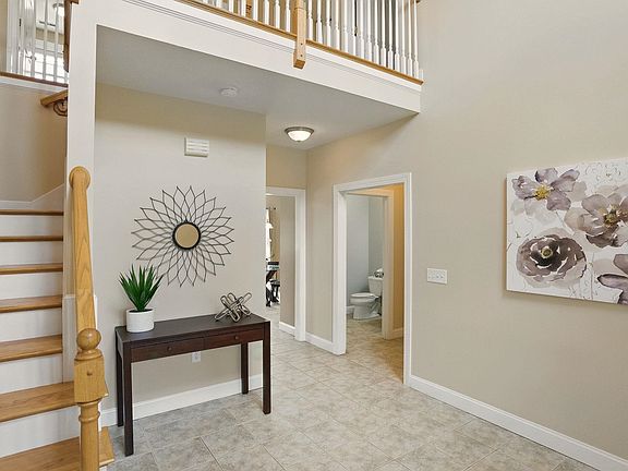 2nd image of 12 Scenic Lane