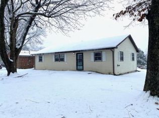 305 Crutchfield St, Science Hill, KY 42553