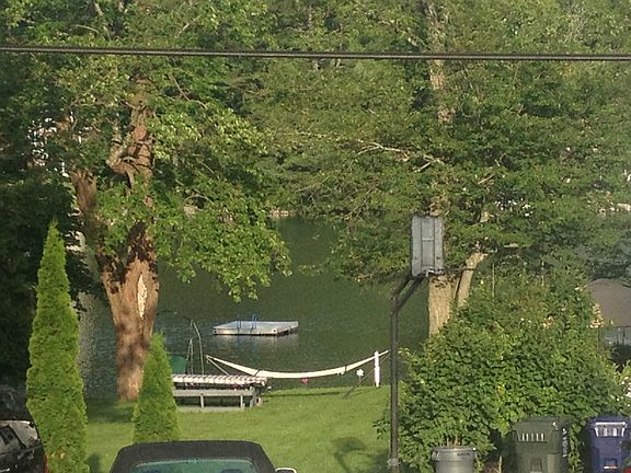 3rd image of 23 Shore Dr
