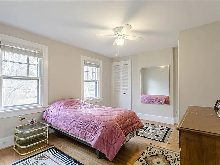 133 Westland Ave — Photo 8