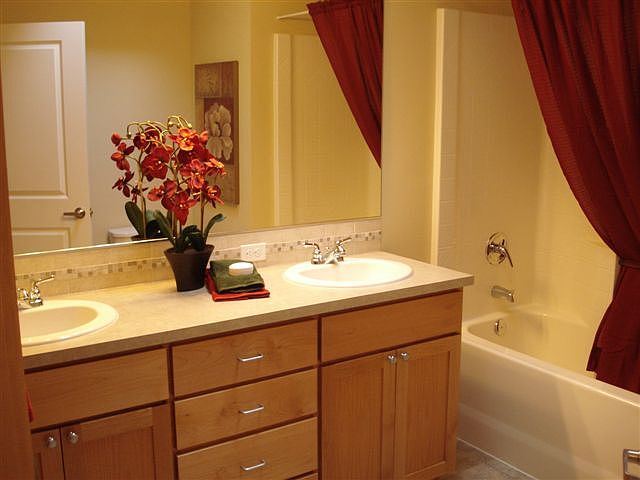 3643 bath_04082015