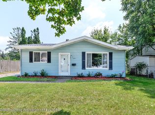 4911 Lyncott Dr, Lansing, MI 48910