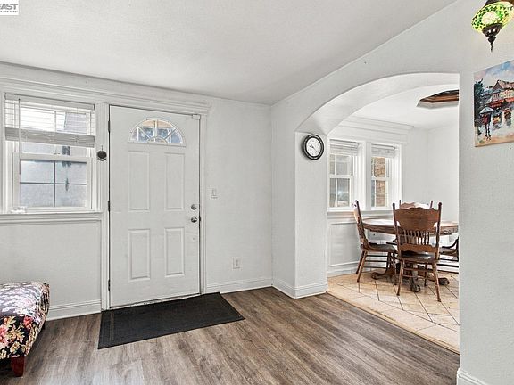 3rd image of 6239 Dairy Ave
