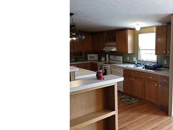 5th image of 206 Vine St