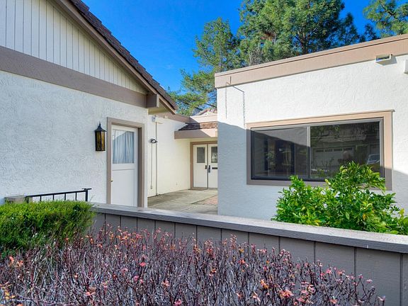 3rd image of 6203 Gerdts Dr