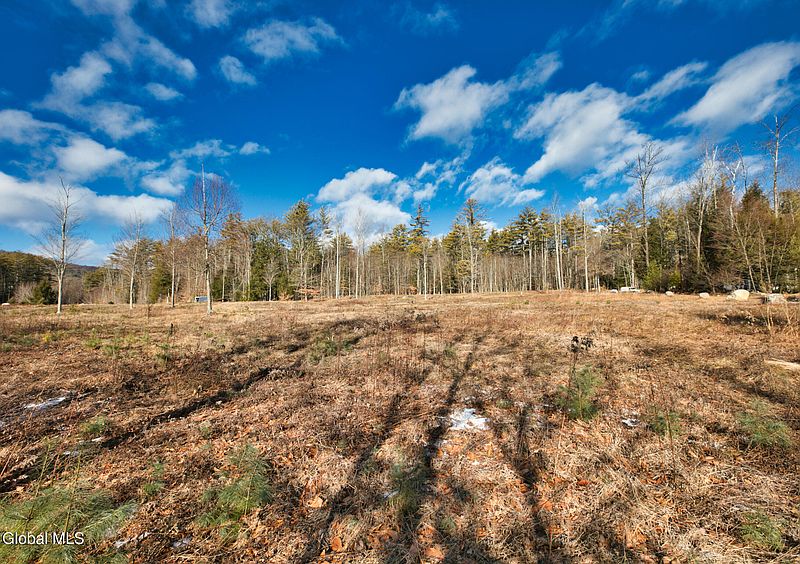 2nd image of 3981 N Shore Road #2A