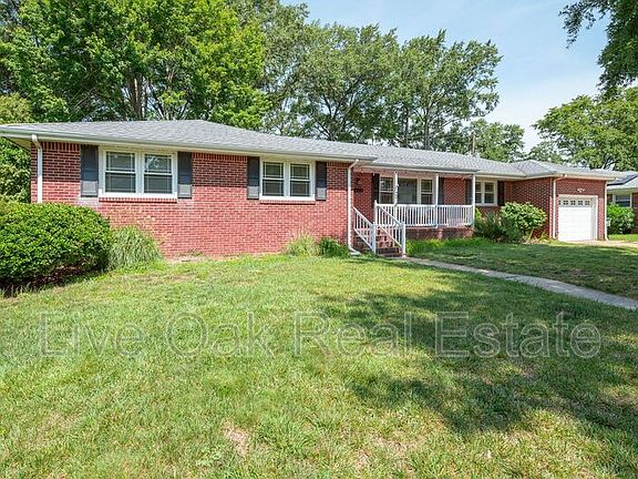 2nd image of 2418 Heutte Dr
