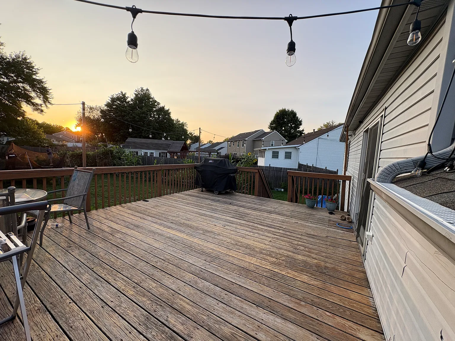 4 bed, 1.5 bath, 1380 sqft, $2,700 — Photo 3