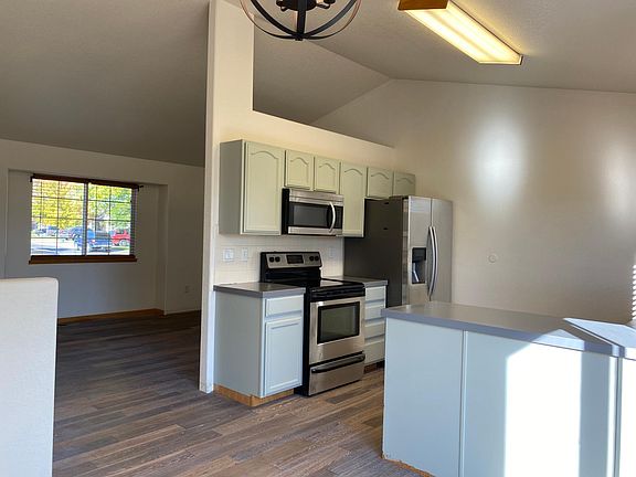 5th image of 3818 Longhorn Ln