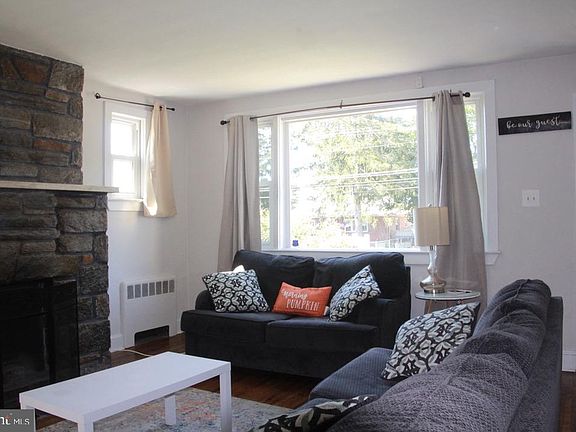 4th image of 308 S Warwick Rd APT A