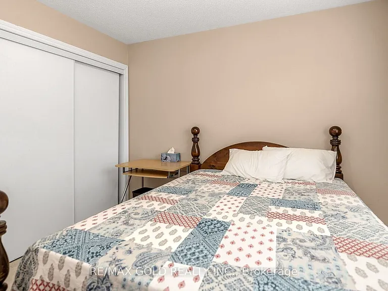 17 Echoridge Dr — Photo 11