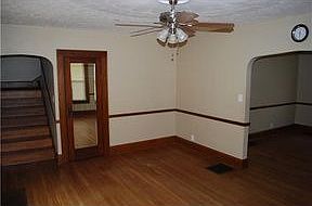 2nd image of 810 Seborn Ave