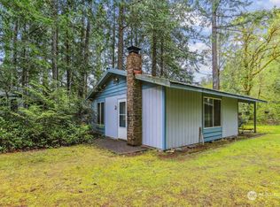 271 N Beacon Point Loop S, Lilliwaup, WA 98555