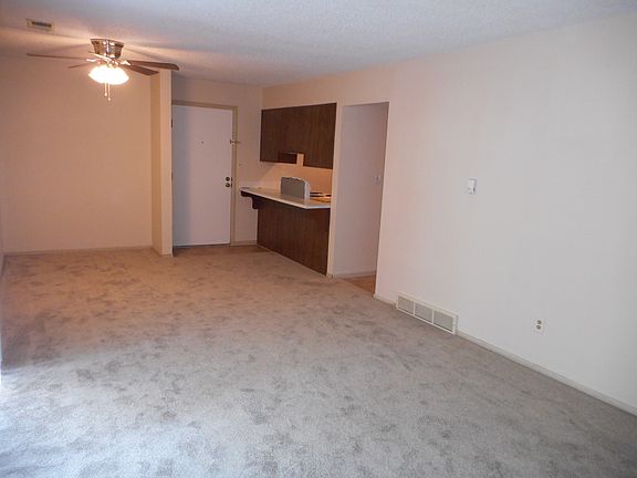 2nd image of 8498 Lane Dr #6