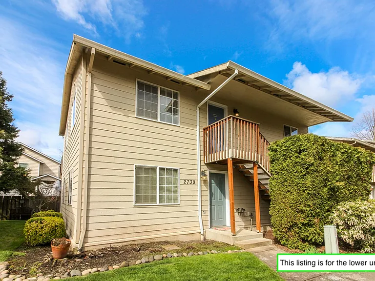 2739 SW Jasmine Pl — Photo 2