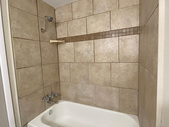 5th image of 1312 E 3rd Ave