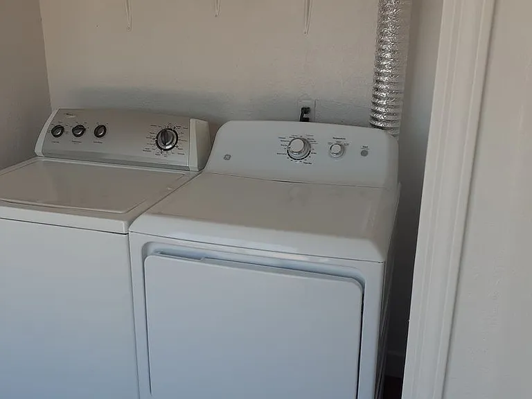 5408 S 44th Pl — Photo 12