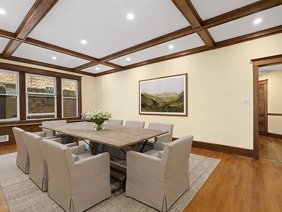 3rd image of 448 W Wrightwood Ave APT 2