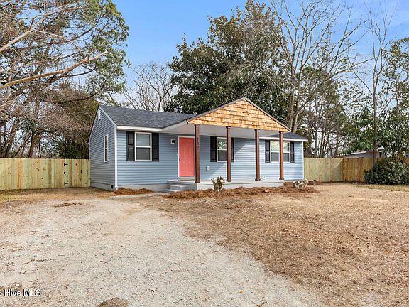 2nd image of 702 Williams Street