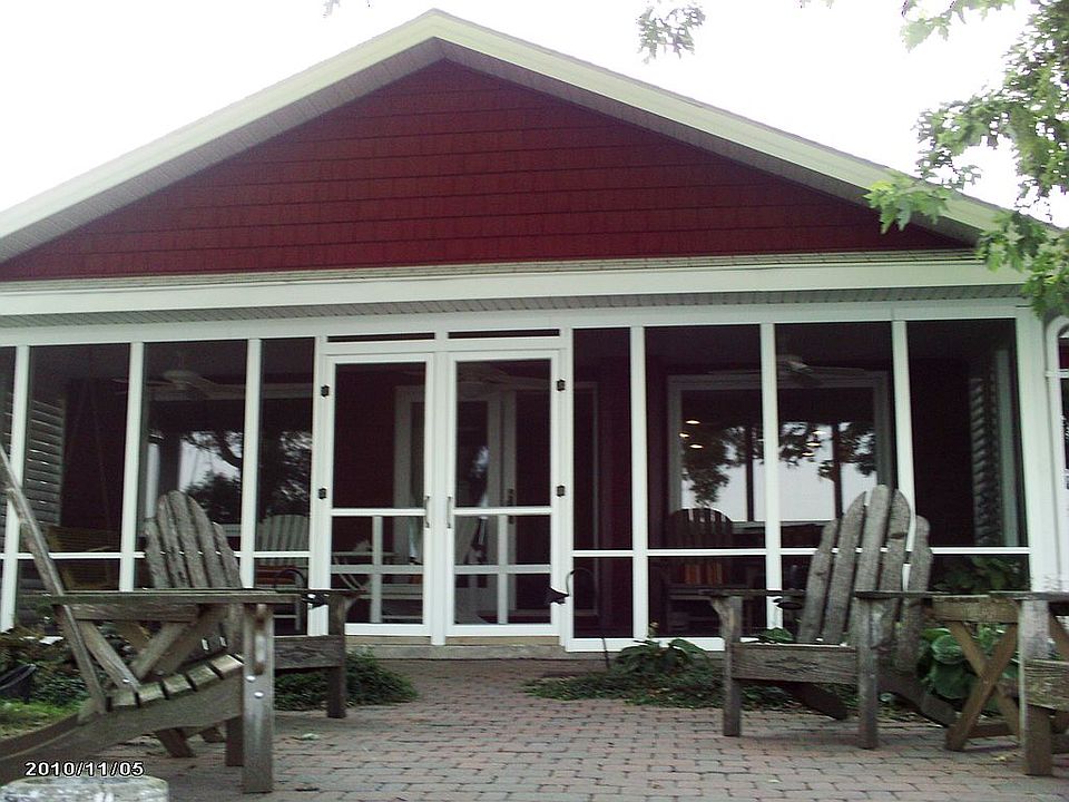 2nd image of 530 Sunset Dr