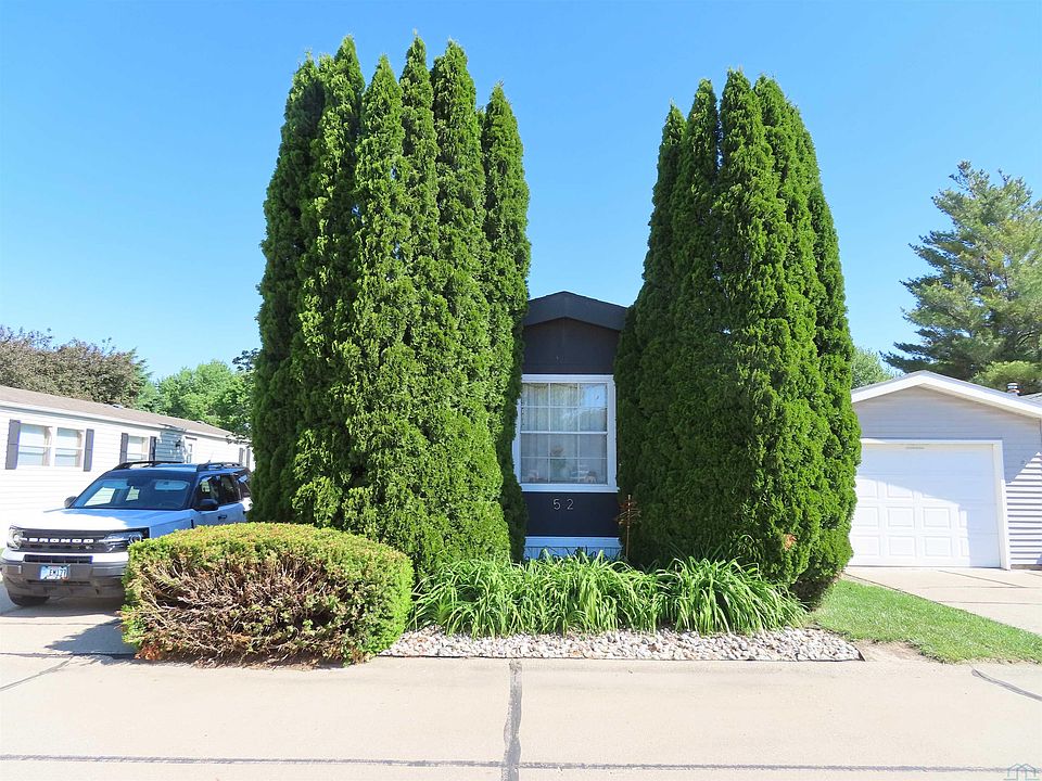 1st image of 52 Cotts Dr