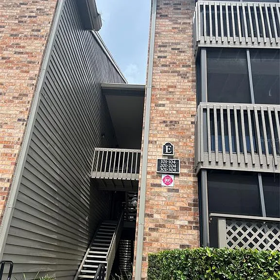 2500 Winding Creek Blvd #E103 — Photo 2