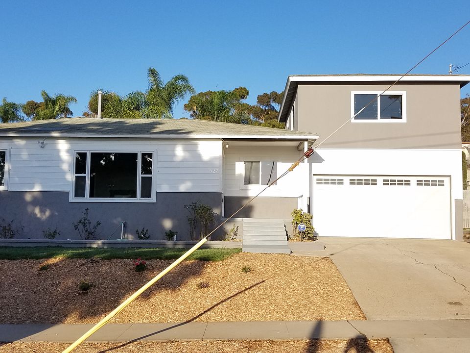 1st image of 627 Dennis Ave