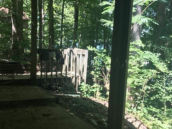 5th image of 248 Bratcher Ln