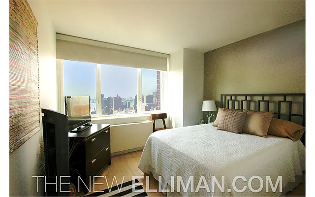 Rented by Douglas Elliman | media 63