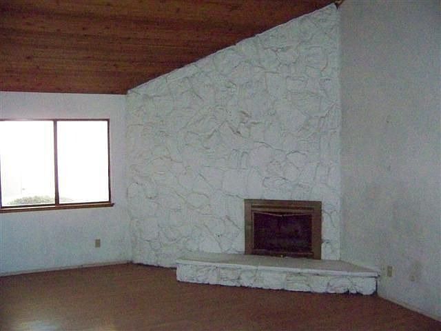 2nd image of 1115 Cedar Creek Dr Unit 31