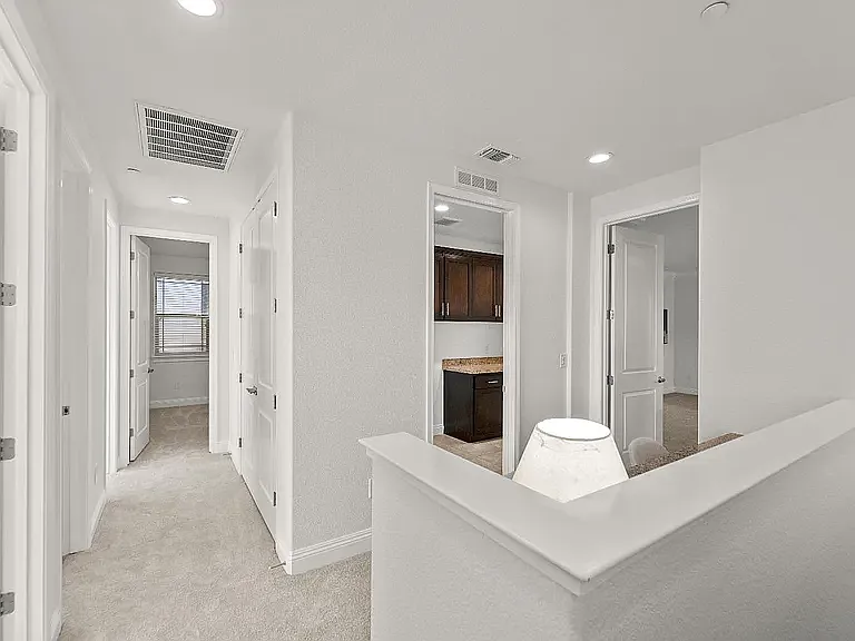 663 Addison Ln — Photo 22