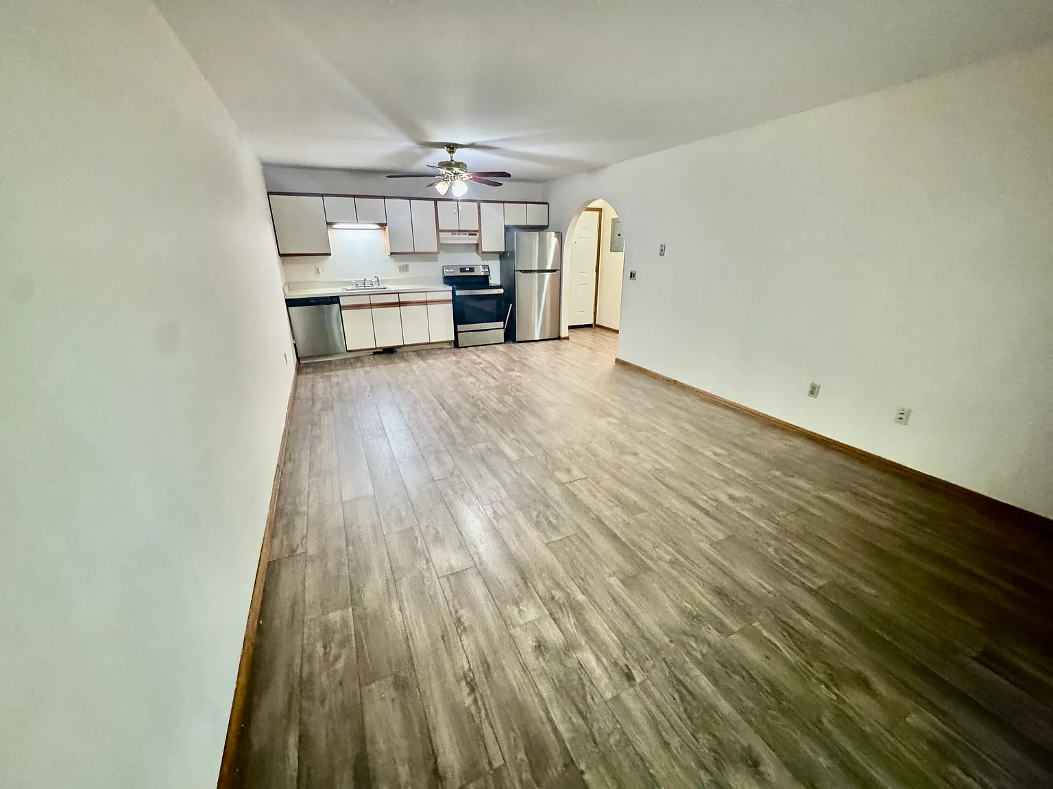1 bed, 625 sqft, $1,400 — Photo 3