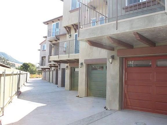 3rd image of 229 N Chorro St