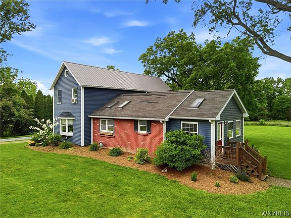 3rd image of 3761 Batavia Oakfield Town Line Rd