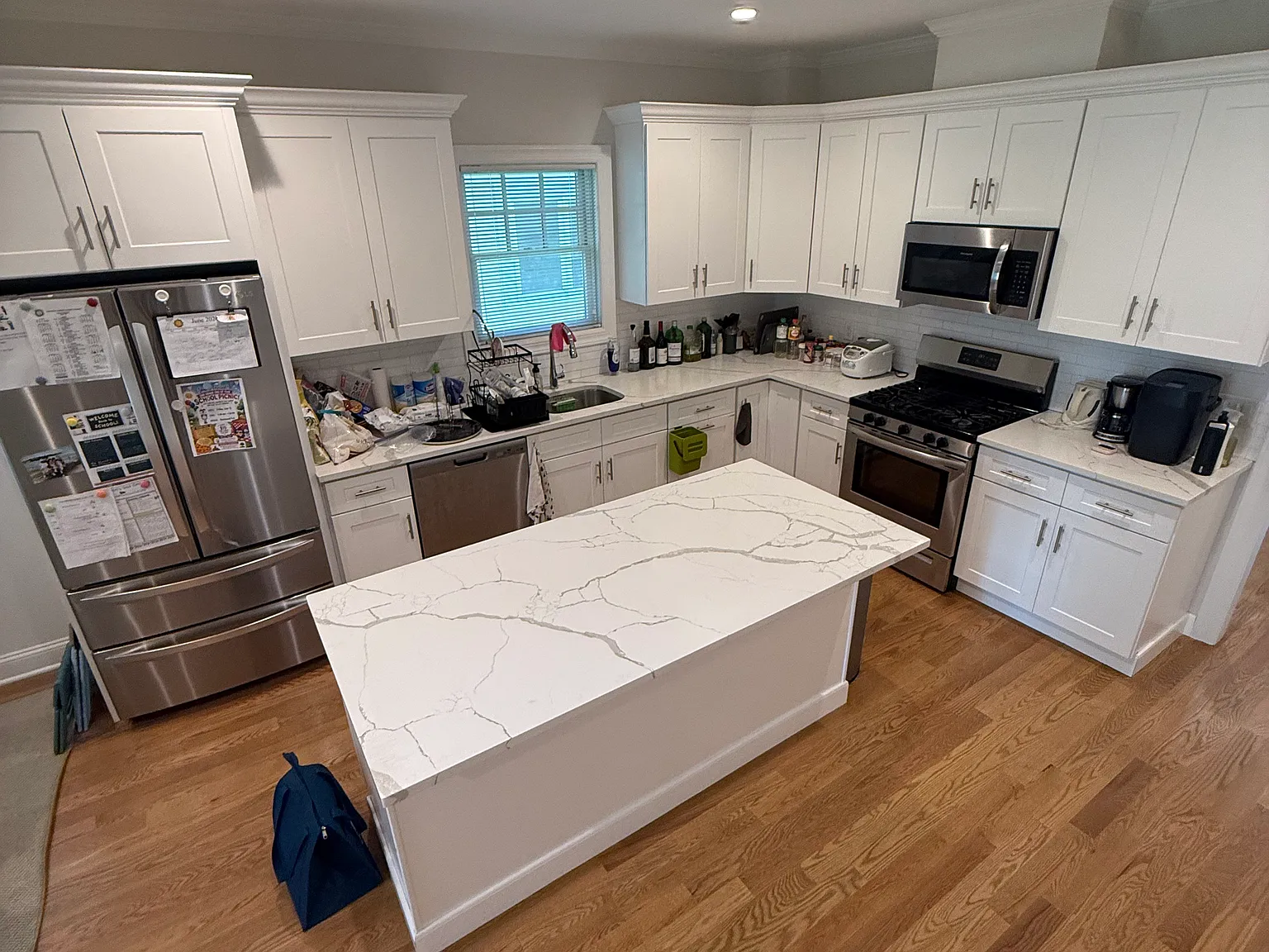 3 bed, 3.5 bath, 2100 sqft, $7,000 — Photo 2