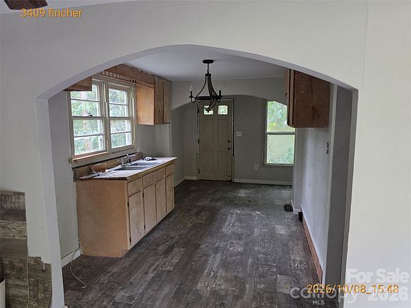 2nd image of 3409 Fincher Rd