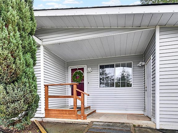 2nd image of 183 Maliview Dr