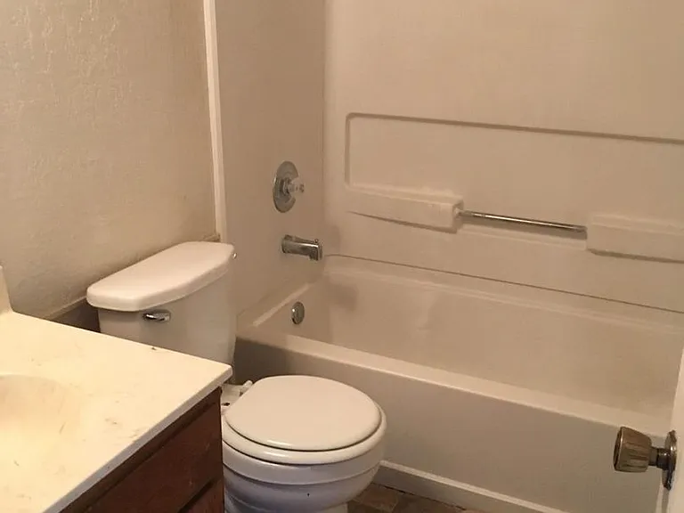 6130 SW 26th Ct #D — Photo 13