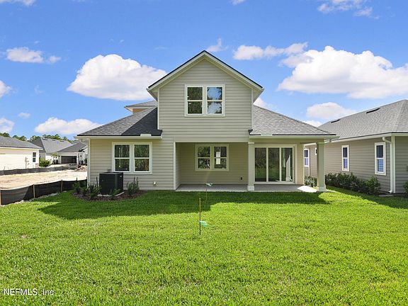 5th image of 212 THORNBERRY Way